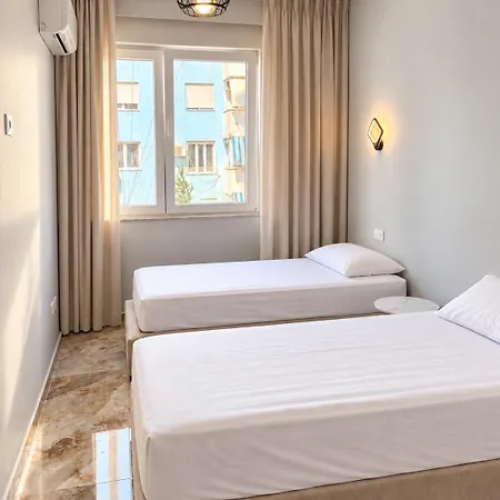 Apartamento Premium 5-rooms L 4 Bathrooms L Center Tirana