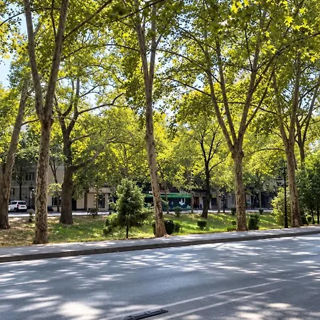 Premium 5-rooms L 4 Bathrooms L Center Apartamento Tirana